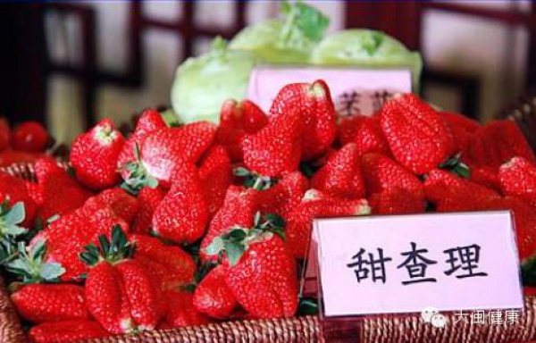 空心草莓都是用激素催熟的嗎？這幾種草莓不能買！