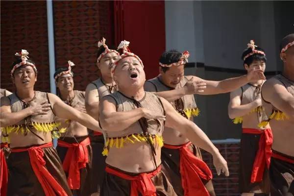 致敬|廈門拍胸舞大師黃欲國(guó)離世，他用一輩子跳好一支舞。。