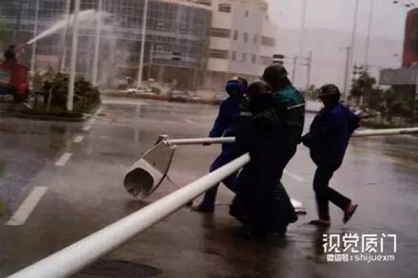 廈門史上最強的三次臺風，直接把輪船吹上岸，近千人喪生！