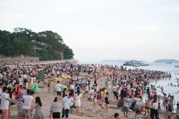 去觀景臺(tái)哭了！廈大周邊居民早已哭暈在沙灘上！