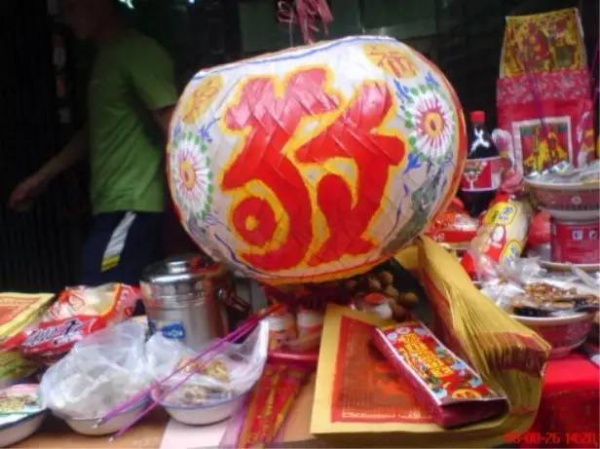 集美人，接下來的這一整月，你都要小心些，因為...