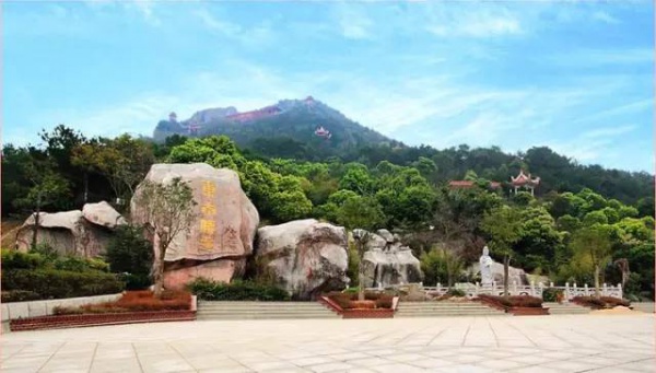 集美周邊游丨觀云海，看群峰，這里是閩南地區第一仙山！