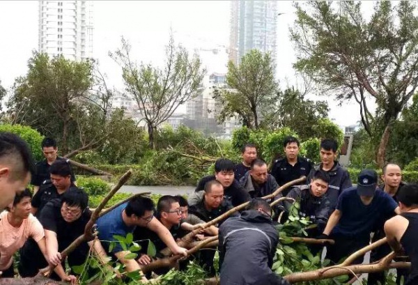 他們用這種方式捍衛(wèi)集美，總有一幕令你動(dòng)容！
