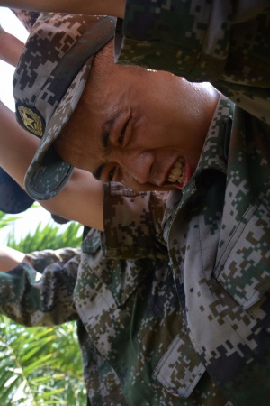 極美！臺風后集美大學驚現“彩虹”，引網友圍觀點贊！