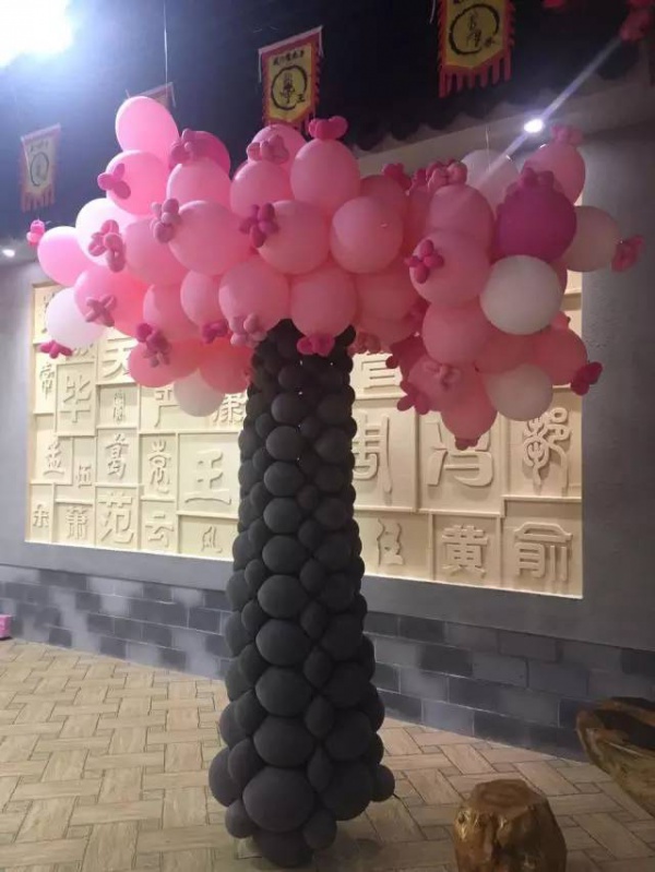 天吶嚕！氣球藝術節的氣球們竟然偷偷跑到這些地方……