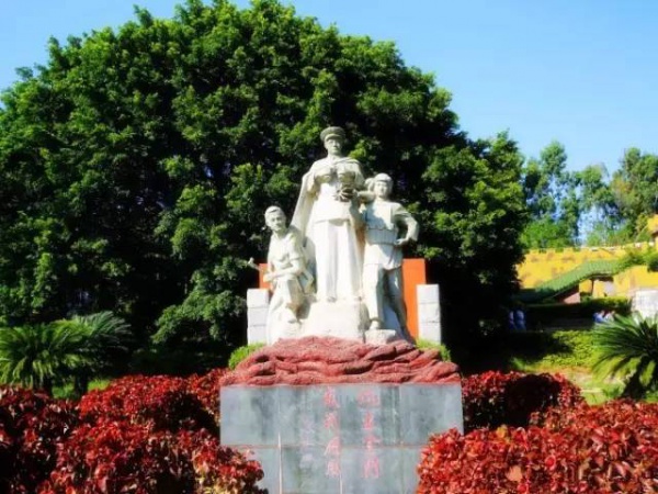 翔安隧道邊上私藏一座公園！像蒙著面紗的佳人等你來(lái)揭曉…