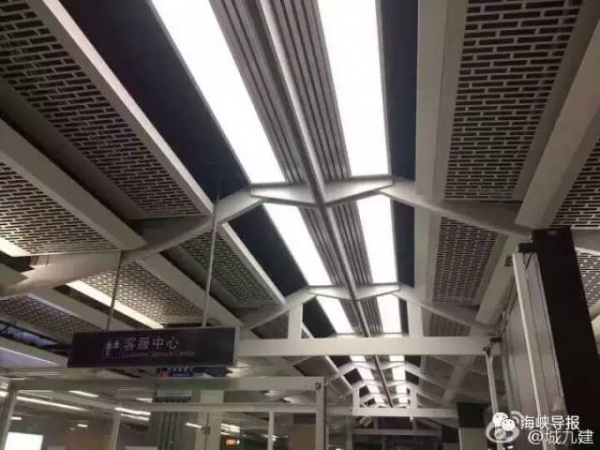 大事件！廈門地鐵跑起來了！時速80千米！7輛車運抵廈門！集美人快圍觀...