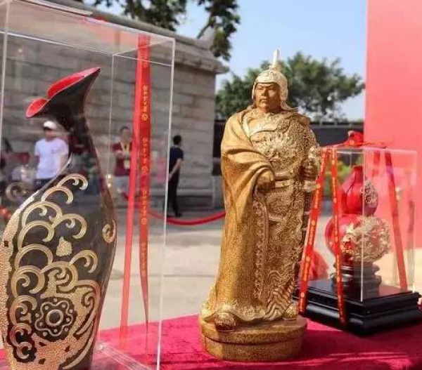 海滄又出名了！昨天幾千人在青礁慈濟祖宮同時做這事，轟動整個廈門！