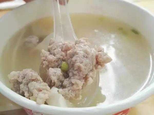 五一不看人山人海，沿著集美學村公車站吃遍這些高性價比小店~