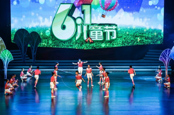 集美兒童這樣過節(jié)！更有這些“絕版”物件讓你秒回童年