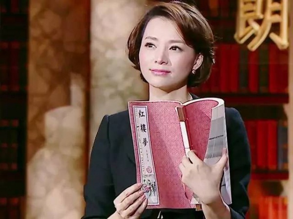 董卿首談兒子：你是什么樣的人，你的孩子就會(huì)成為什么樣的人