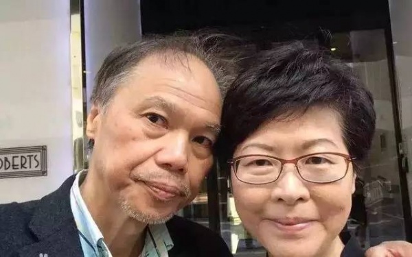 出身貧寒的香港女特首，將兩個(gè)兒子送入劍橋，她的教育觀值得品味