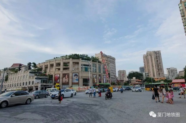 鎮(zhèn)海路、中山公園、將軍祠，3個(gè)地鐵站點(diǎn)出入口施工進(jìn)度