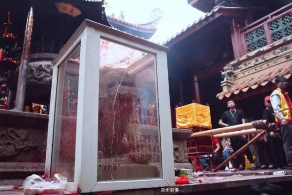 泉南佛國｜保生大帝轟轟烈烈的在過生日，你可知道他到底是誰？