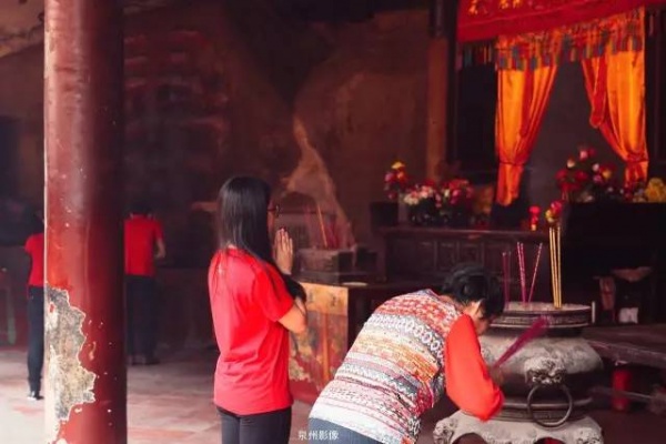泉南佛國｜保生大帝轟轟烈烈的在過生日，你可知道他到底是誰？