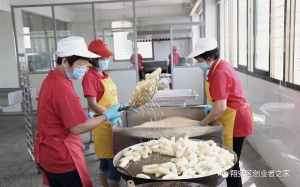 翔安這個村的閩南小吃香飄海內外，被稱為閩南美食村