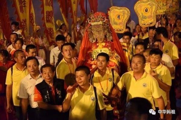 【媽祖】湄洲媽祖巡臺回鑾安座信眾熱情迎接