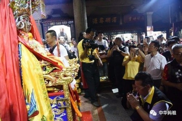 【媽祖】湄洲媽祖巡臺回鑾安座信眾熱情迎接