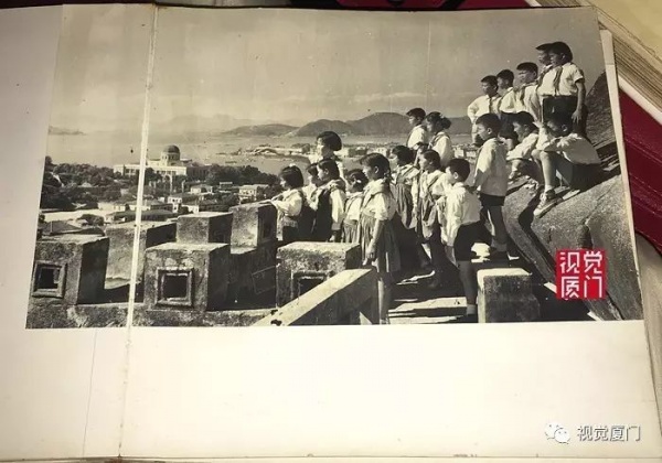 文革前夕的鼓浪嶼藝術(shù)宣傳片，靜謐祥和，如詩(shī)如畫(huà)