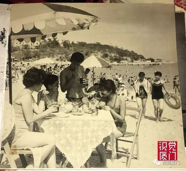 文革前夕的鼓浪嶼藝術(shù)宣傳片，靜謐祥和，如詩(shī)如畫(huà)