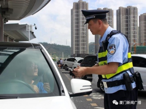 開車進廈門北站一定要注意了！9號起實施！！在出發(fā)層接客將被抓拍，記3分罰150元！